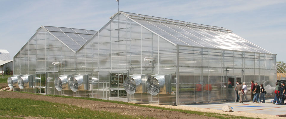 S2000 Commercial Greenhouse Outside Shot