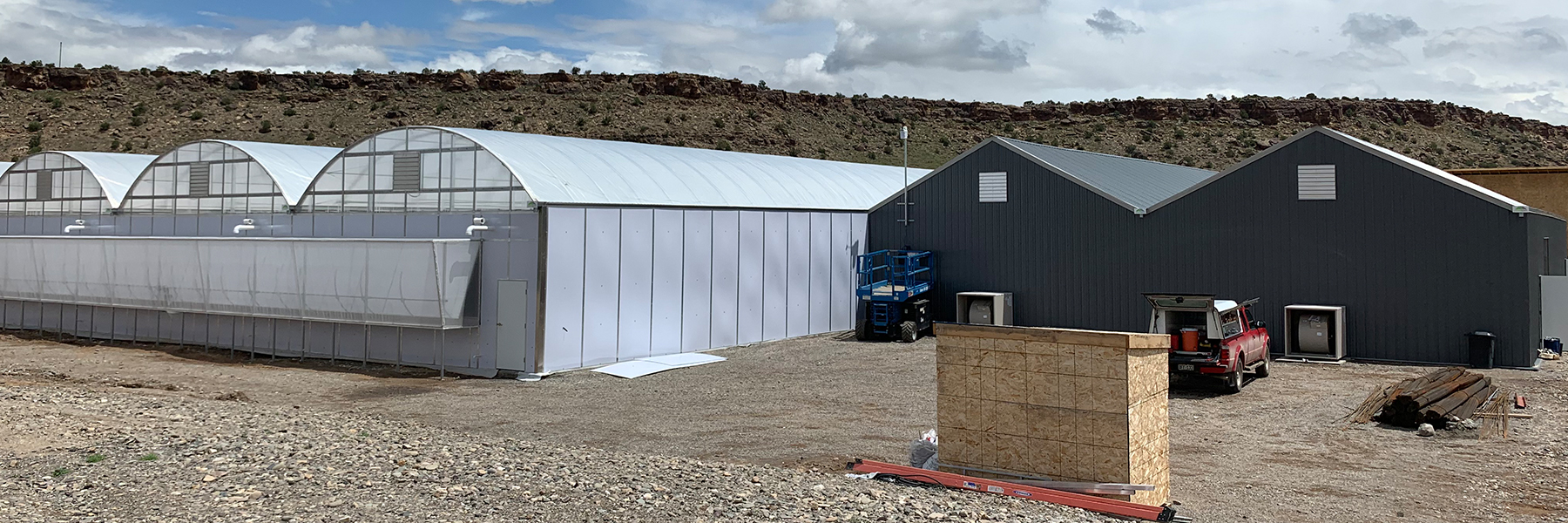 Metal Greenhouse attached to S1000 Greenhouses