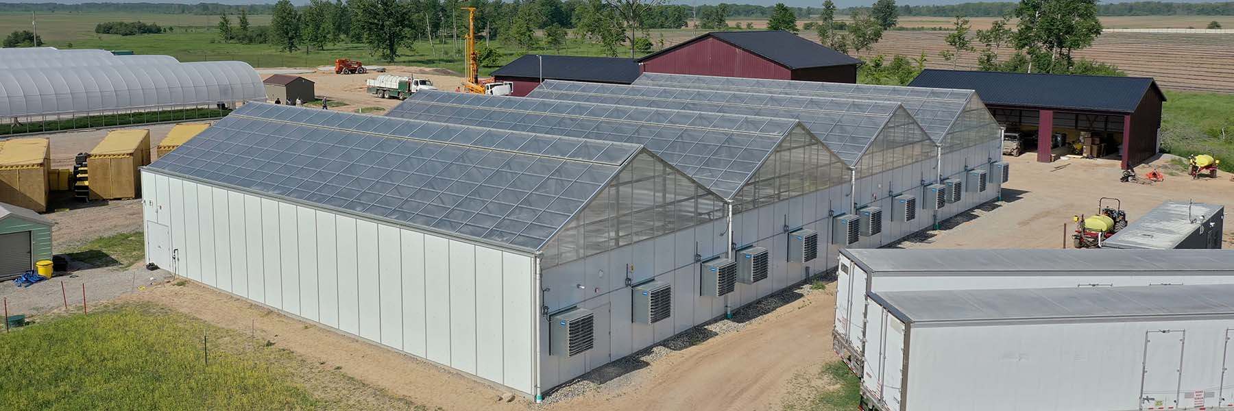 cannabis greenhouse benches