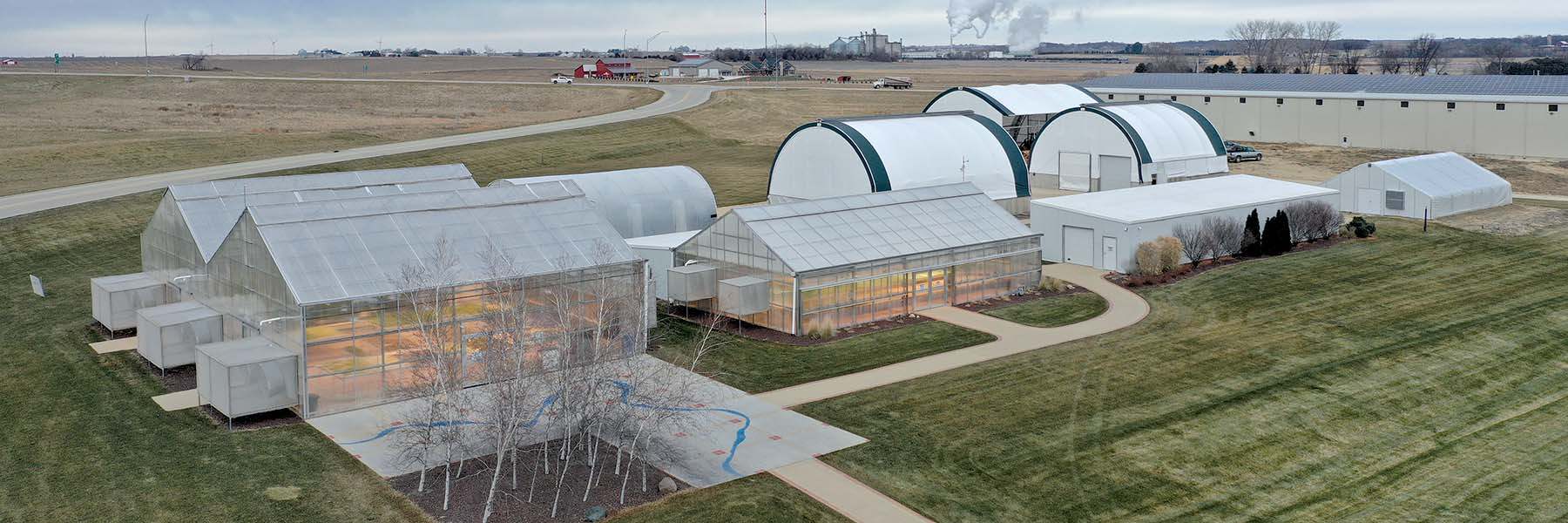 polycarbonate greenhouse