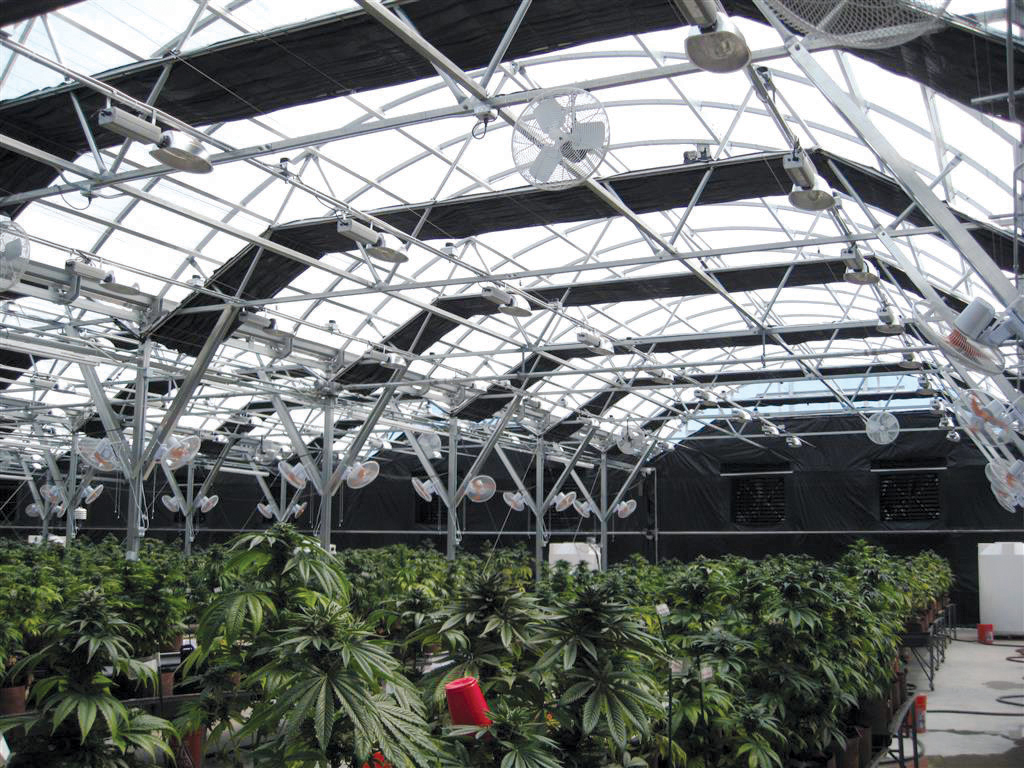 air circulation systems and light dep in a cold climate greenhouse